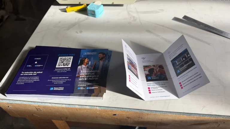 Trípticos y folletos impresos para Bupa Clínica Antofagasta, Bupa Seguros y CruzBlanca